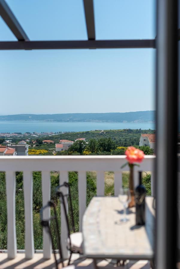 Apartments Dobrila Kaštel Novi Exterior foto
